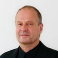 Reinhard Voelkel